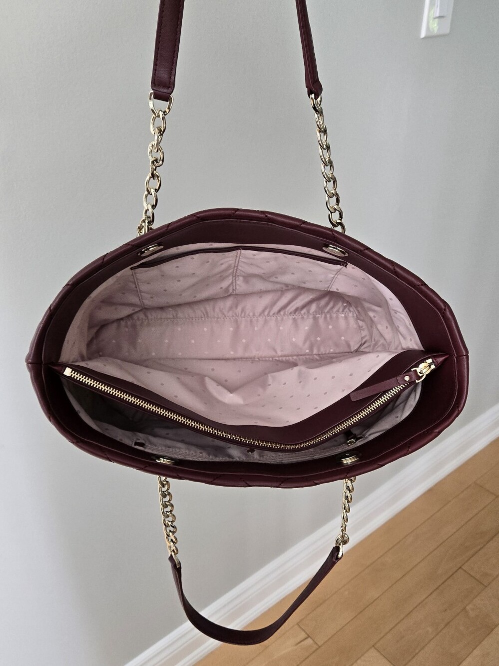 Kate Spade Tote - Picture 5 of 12